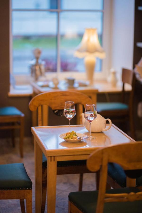 Peipsi Teemaja Hotel Mustvee Bagian luar foto